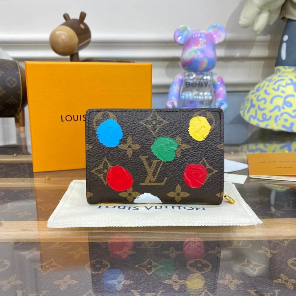 Louis Vuitton x Yayoi Kusama Lou Wallet view 3