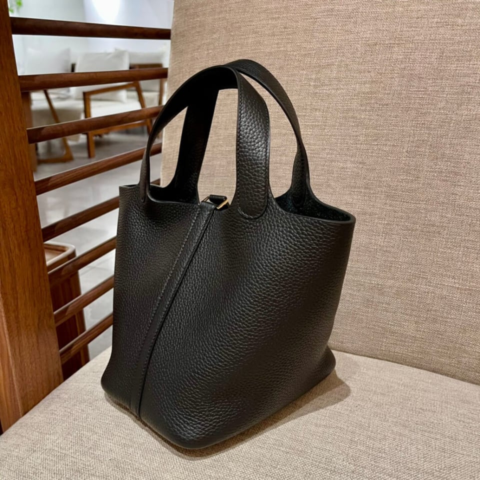 Hermes Picotin Lock Bag In Taurillon Clemence Noir Black 22Cm view 4
