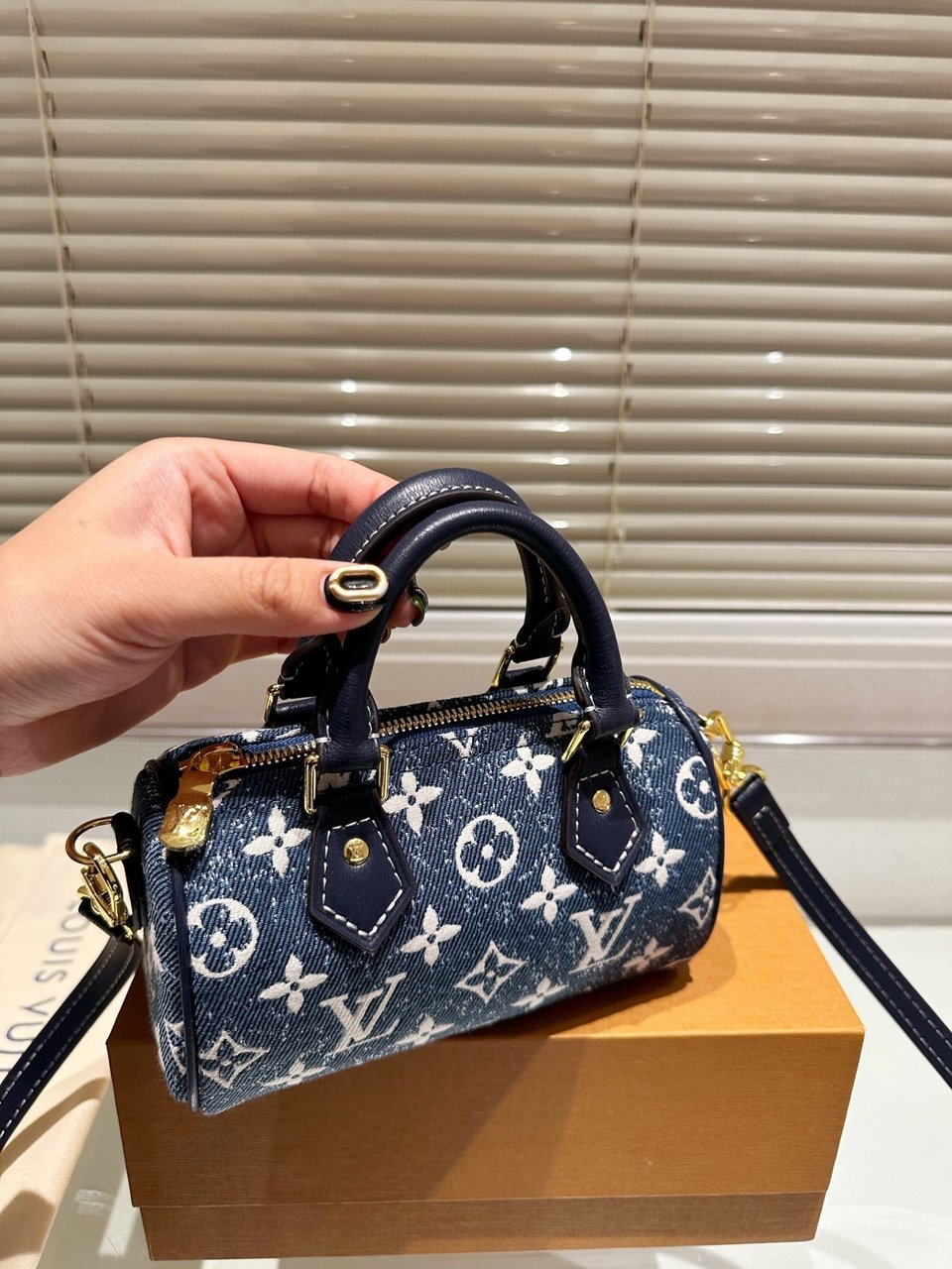 Louis Vuitton Nano Speedy Denim Blue Bag 17Cm M81168 view 4