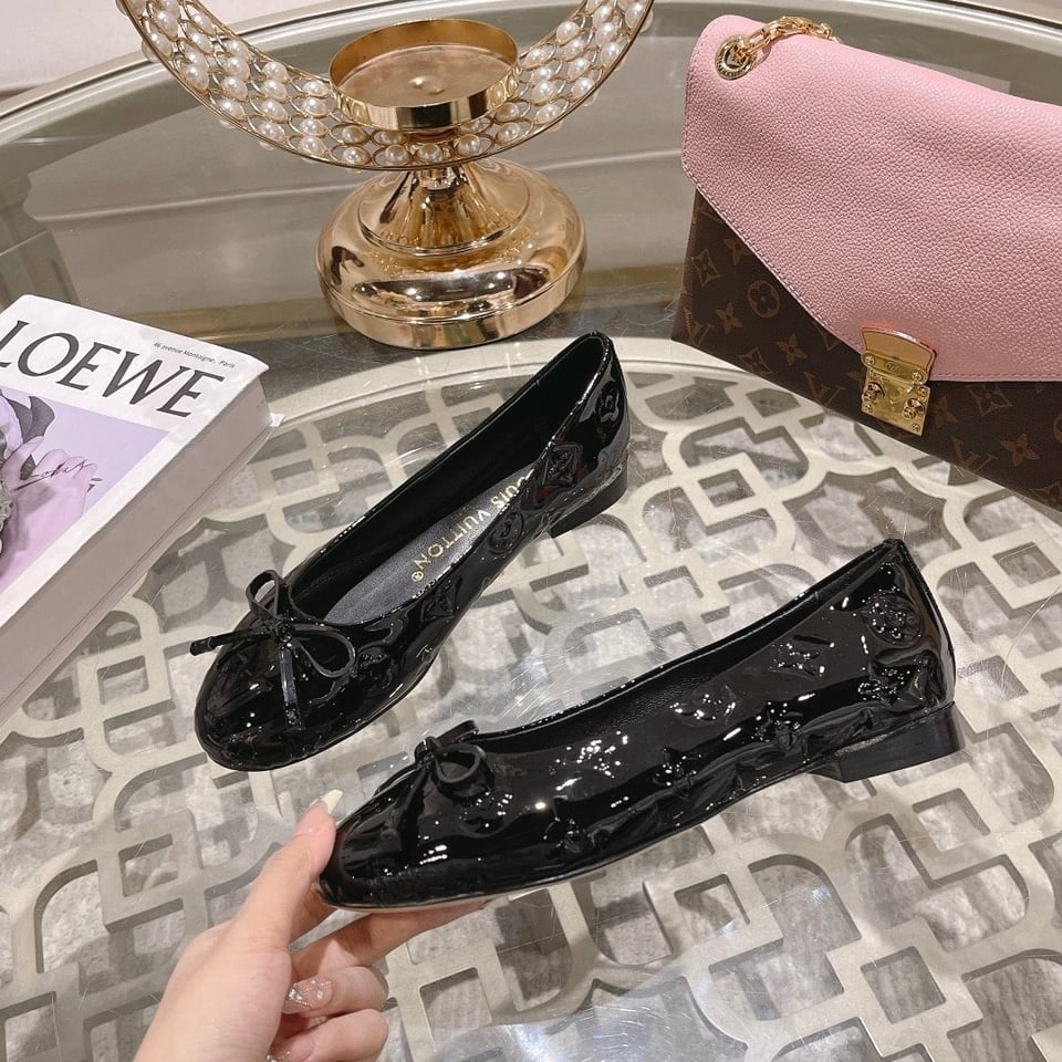 Louis Vuitton Nina Flat Ballerina Black view 8
