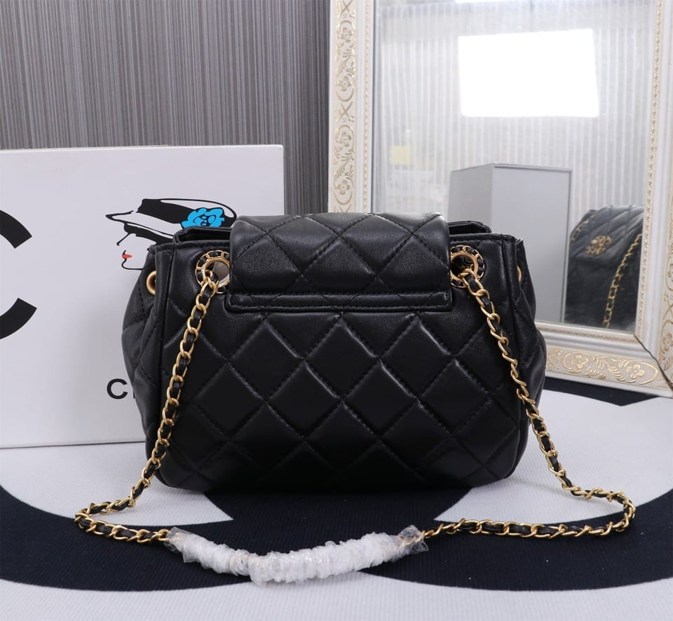 Chanel Mix Accordion Cc Flap Bag Quilted Glazed Calfskin Black 23Cm view 11