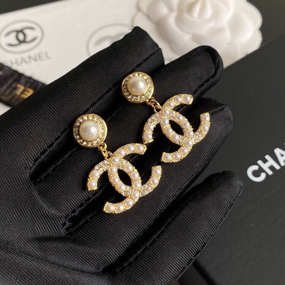 Chanel Cc Earrings view 5