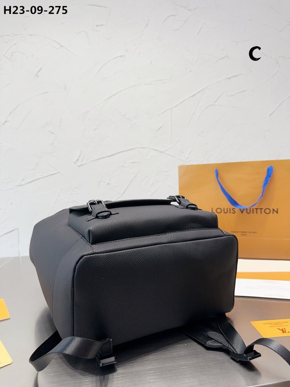 Louis Vuitton Christopher Slim Backpack Rucksack Taurillon Leather Black 40Cm M58644 For Men view 7