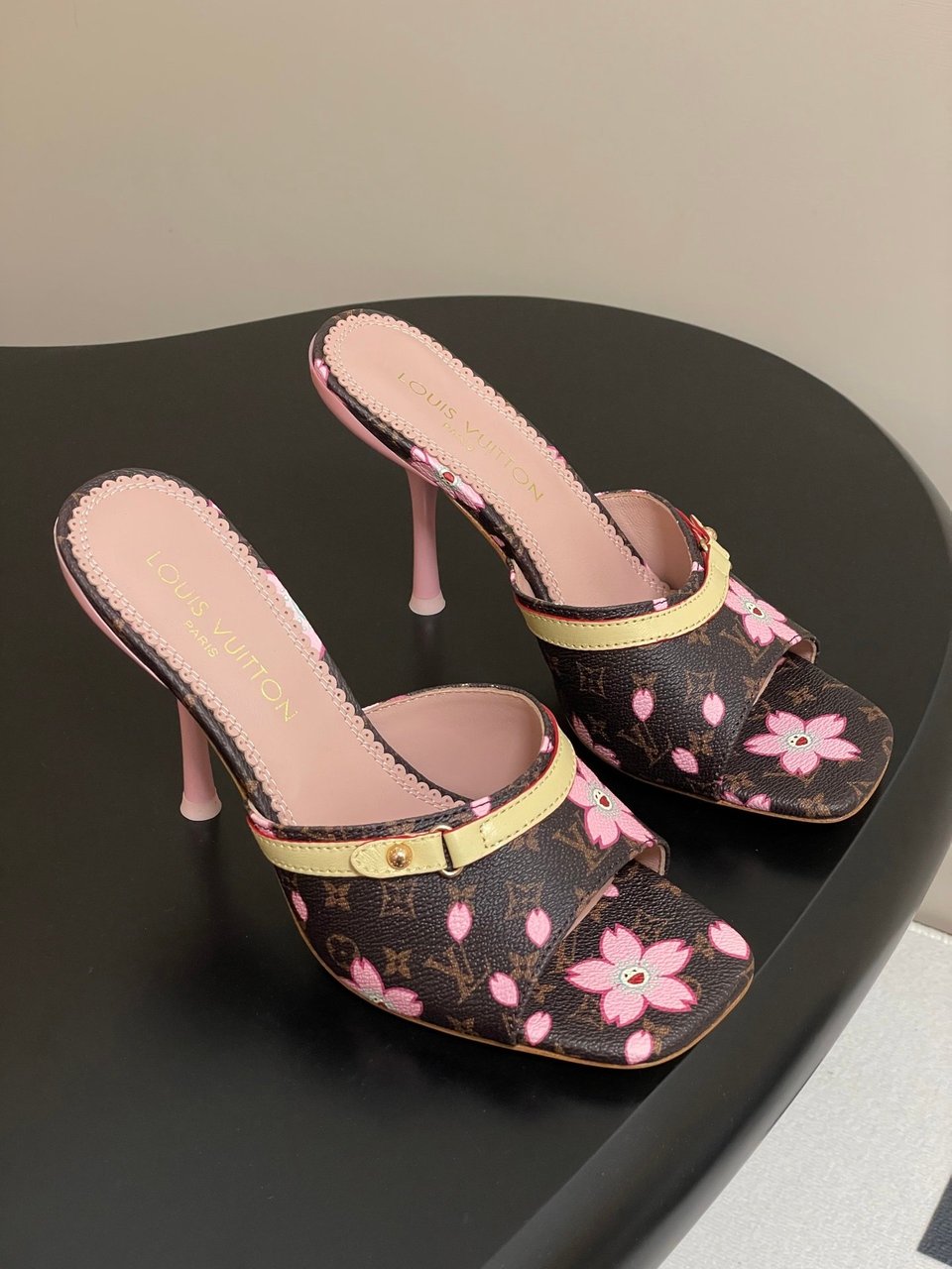 Louis Vuitton x Takashi Murakami Cherry Blossom Mule Brown Monogram Canvas view 9