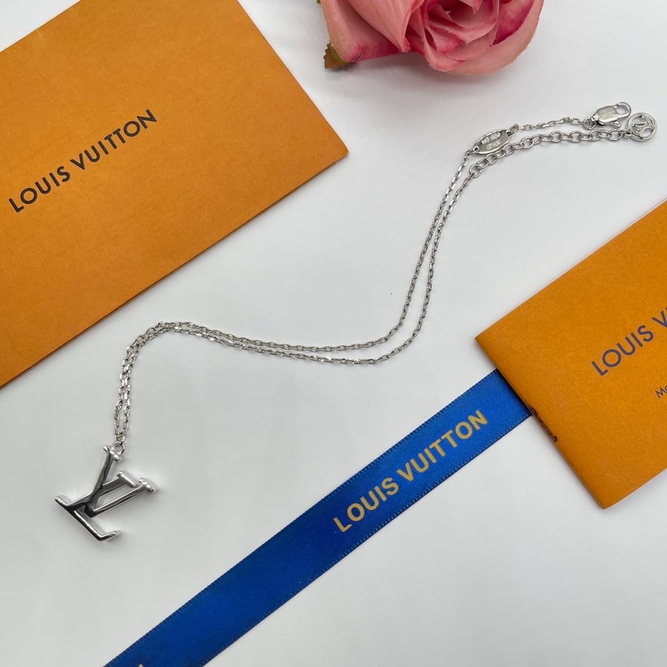 Louis Vuitton Silver Necklace view 2