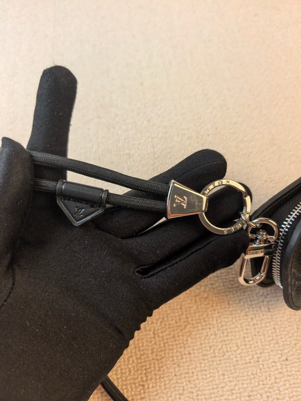 Louis Vuitton Monogram Eclipse Earphone Case 6.5cm/2.6in view 4