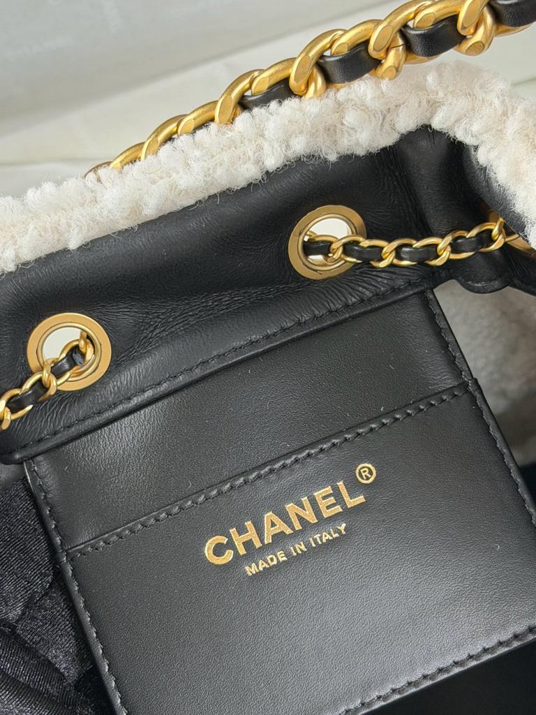 Chanel 25 Small Handbag Crumpled Shearling Sheepskin view 10