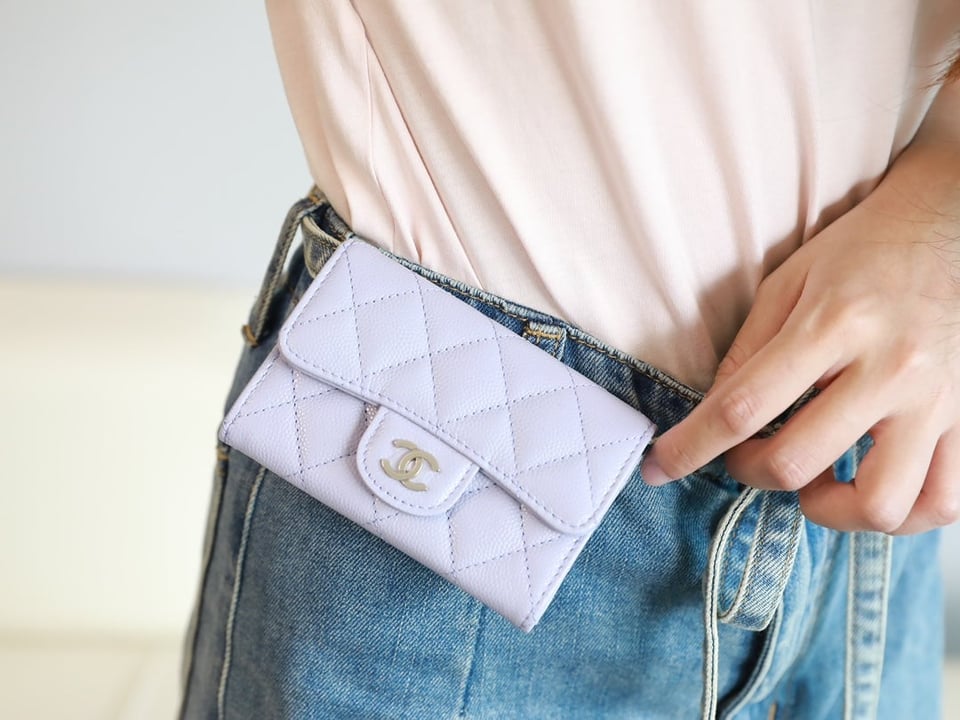 Chanel Flap Card Holder 11.3 Light Purple Grained Calfskin Silver Icon view 8