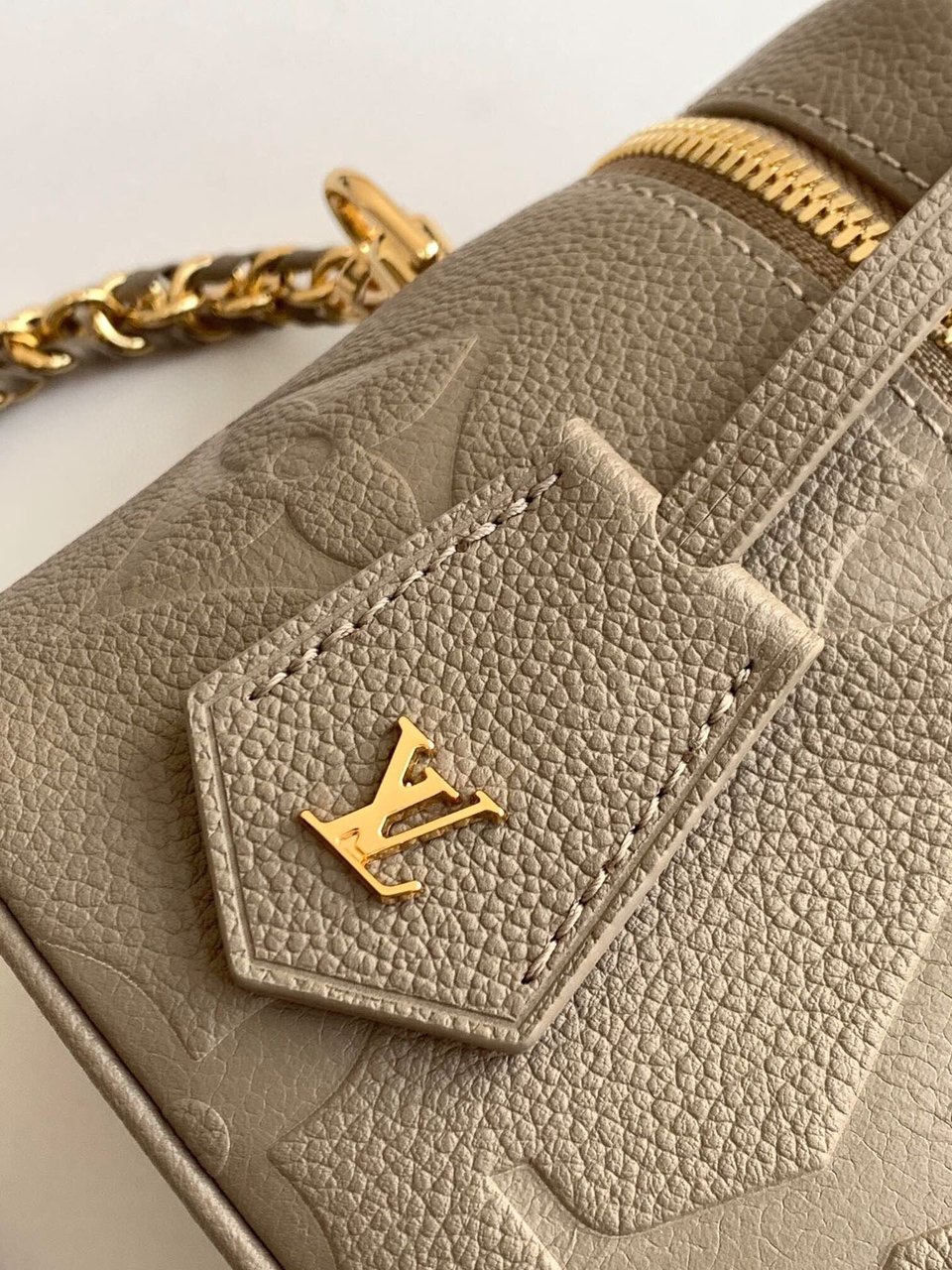Louis Vuitton Vanity Pm Dune 19cm/7.5in view 6