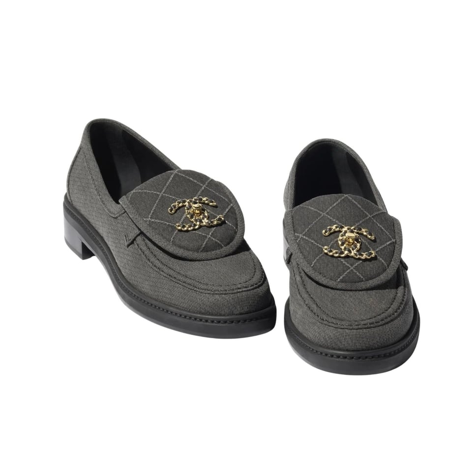 Chanel Quilted Fabric Loafers with CC Chain Logo Dark Grey G39834