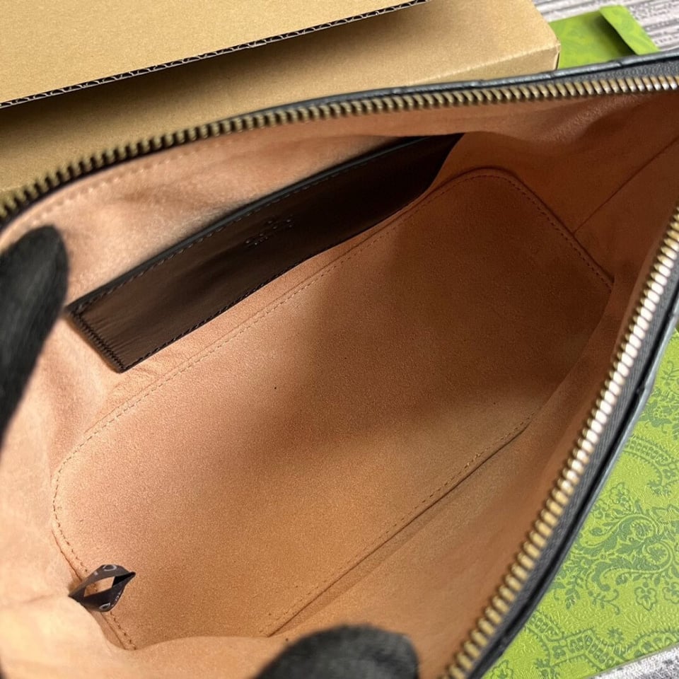 Gucci GG Marmont Shoulder Bag view 13