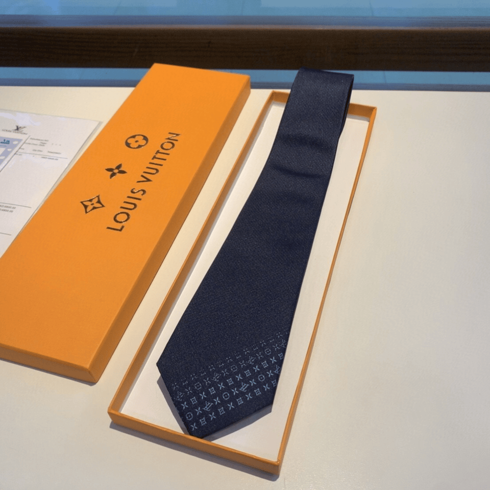 Louis Vuitton Monogram Gradient Navy Canvas Tie For Men view 6