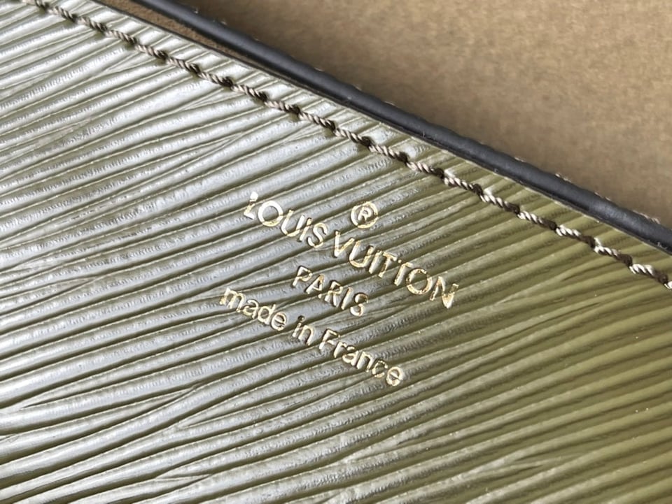 Louis Vuitton Twist Mm 23Cm Khaki view 6