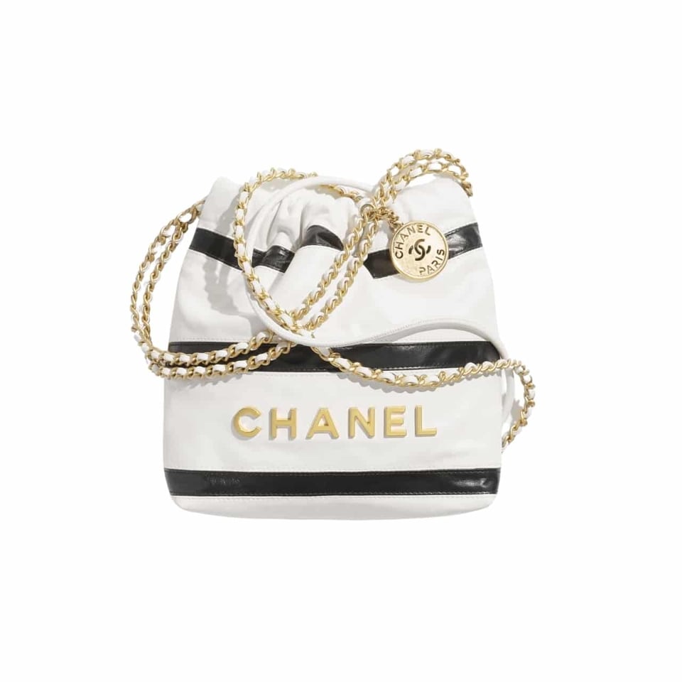 Chanel 22 Small Handbag Black White Gold Tone Metal 19Cm/7.5in As3980 B16652 Ny081 view 2