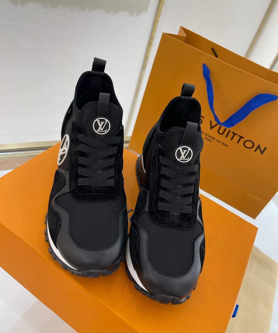 Louis Vuitton Run Away Sneaker Black 1A9Er7 view 6