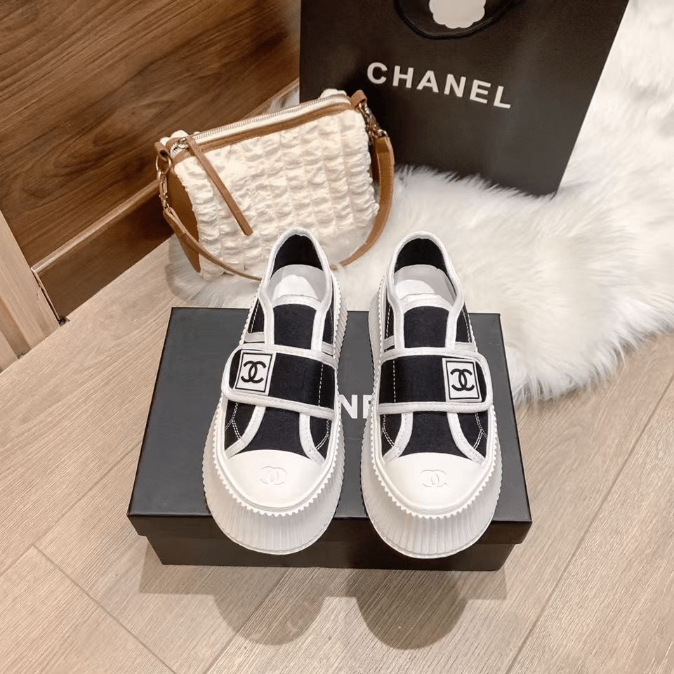 Chanel White Cc Cap Toe Slipon Sneaker Black view 6