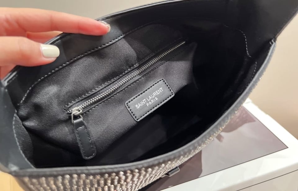 Saint Laurent Le 5 A 7 Supple Hobo Bag Black 27Cm view 4