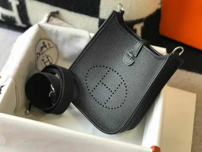 Hermes Evelyne 16 Amazone Black Bag 16Cm H069426Ckav view 11