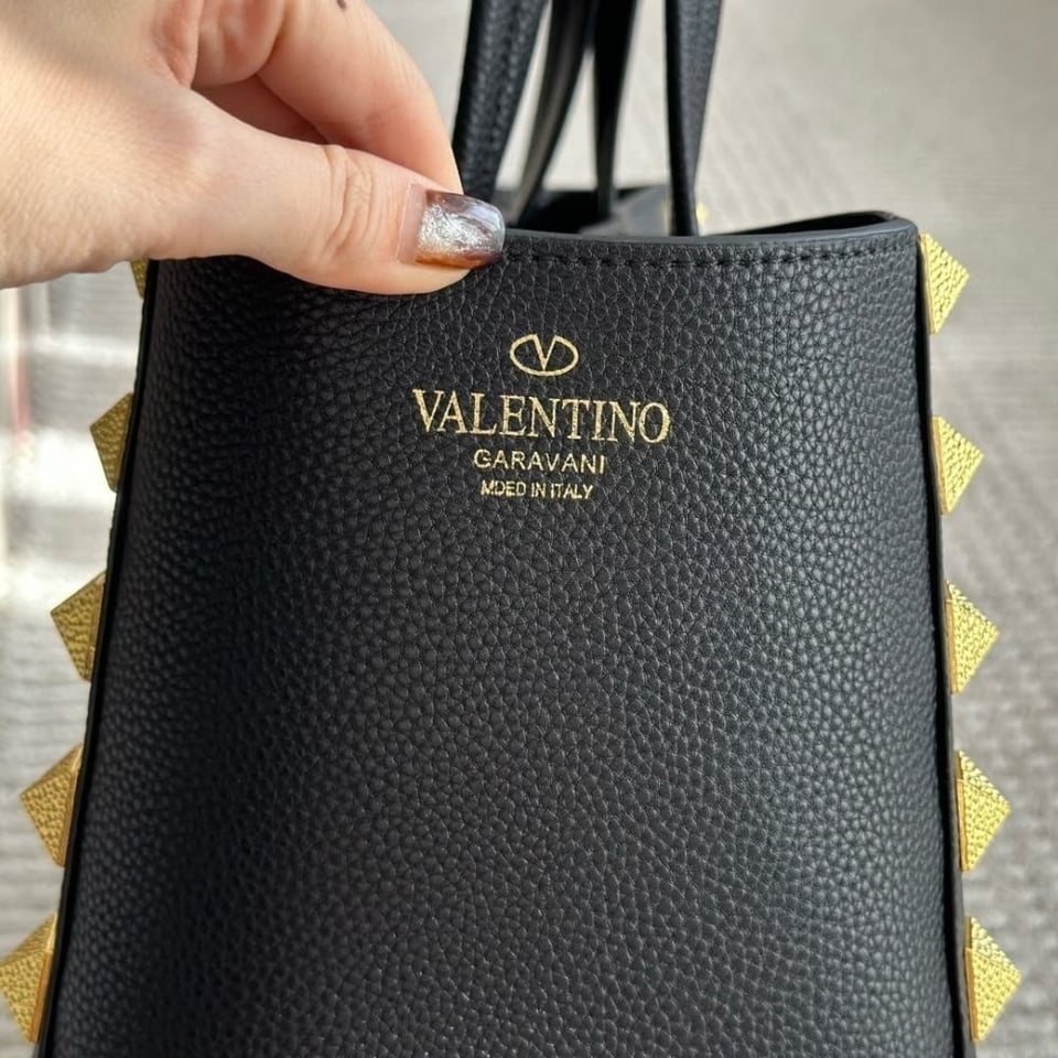 Valentino Garavani Rockstud Tote Bag Black 40Cm view 4