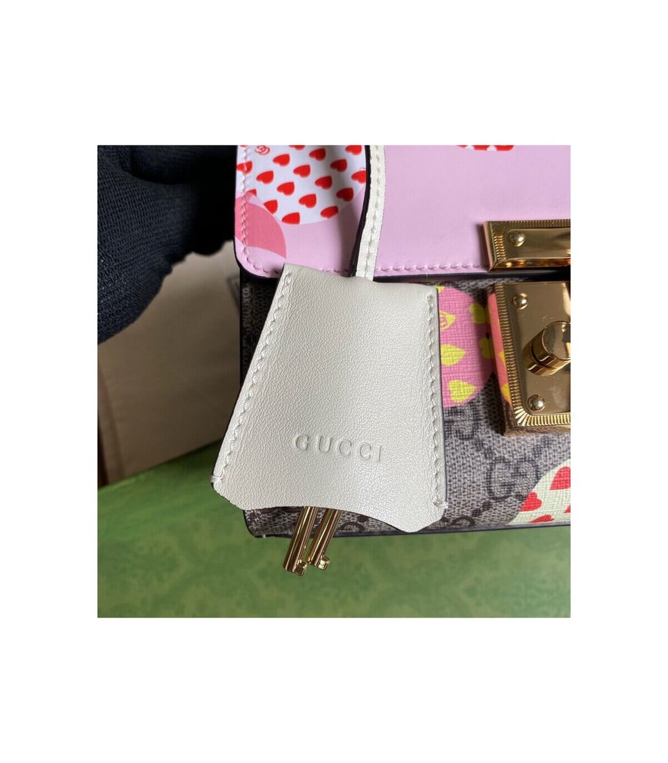 Gucci Padlock Heart Apple Pattern Small Shoulder Bag Pink view 12