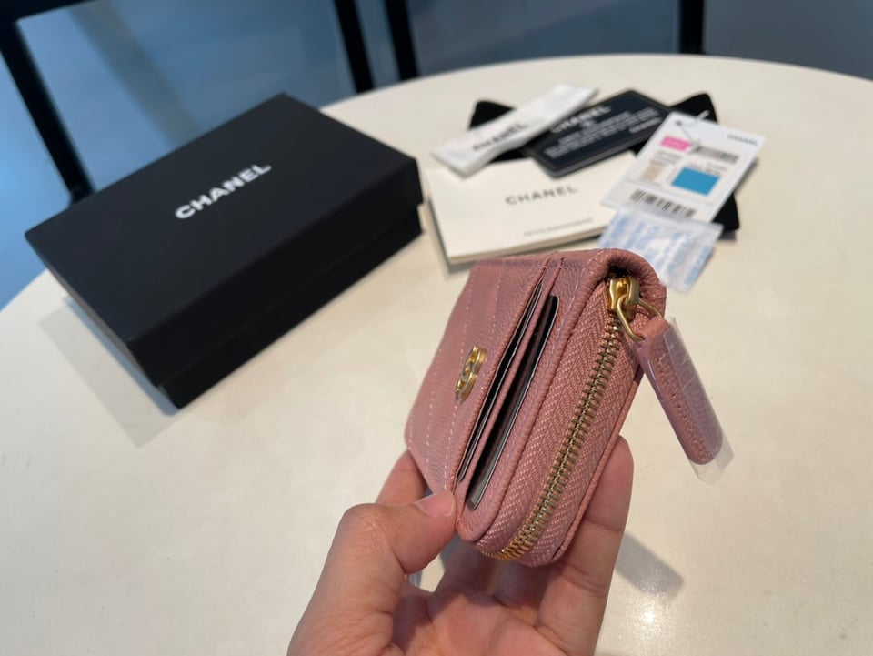 Chanel Zipped Coin Purse 11 Peach Grained Calfskin view 9