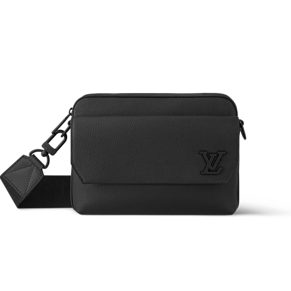 Louis Vuitton Black Fastline Messenger For Men 24cm M22482 view 2