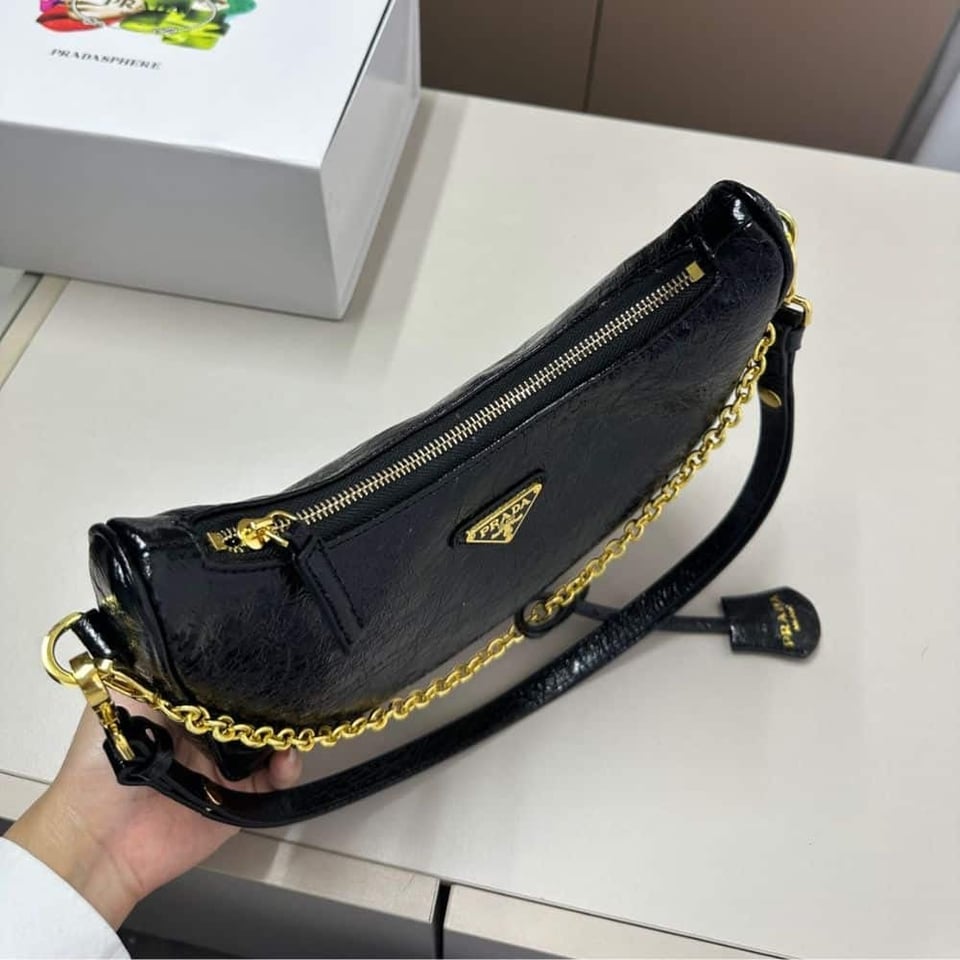Prada Re Edition Mini Bag In Naplak Patent Leather Black 28Cm view 6