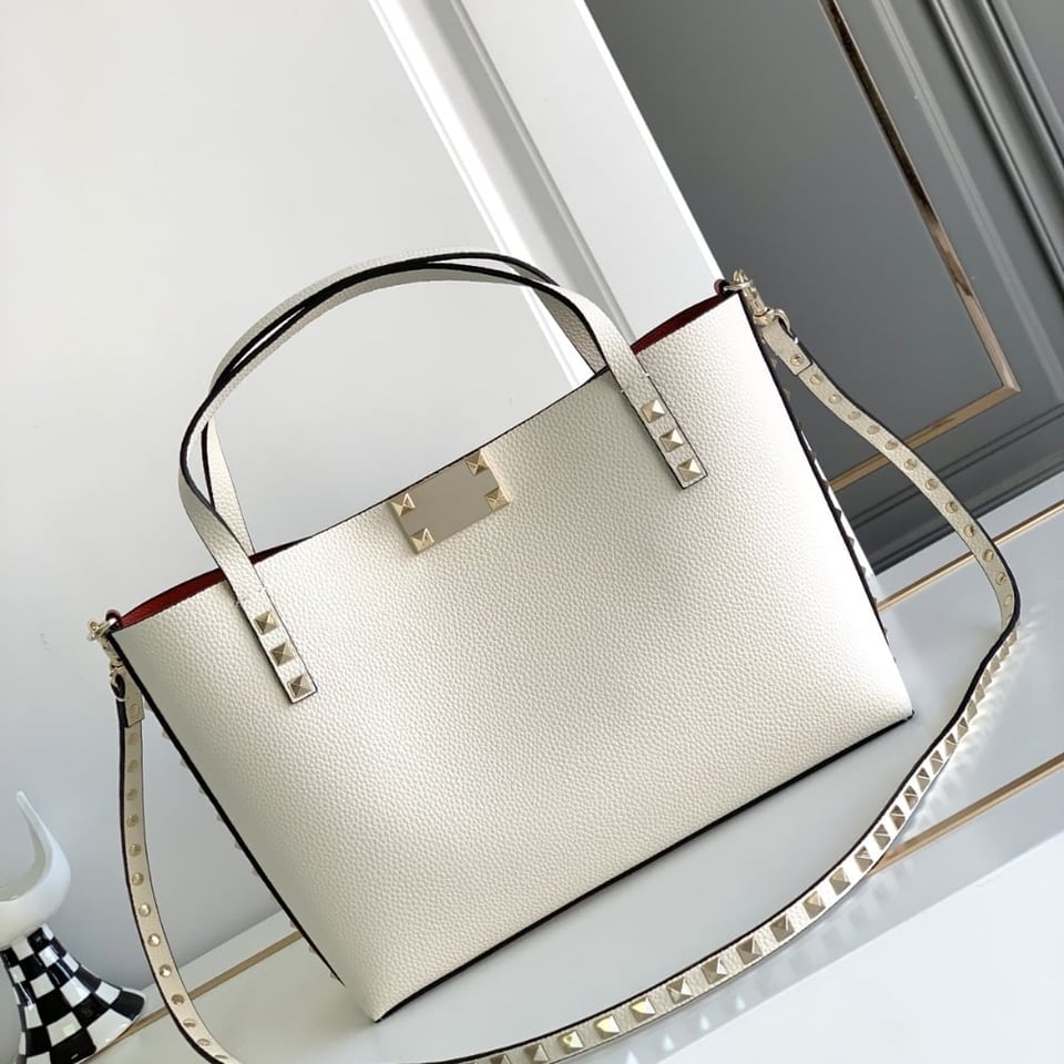 Valentino Garavani Rockstud Small Tote Bag White 28Cm view 3