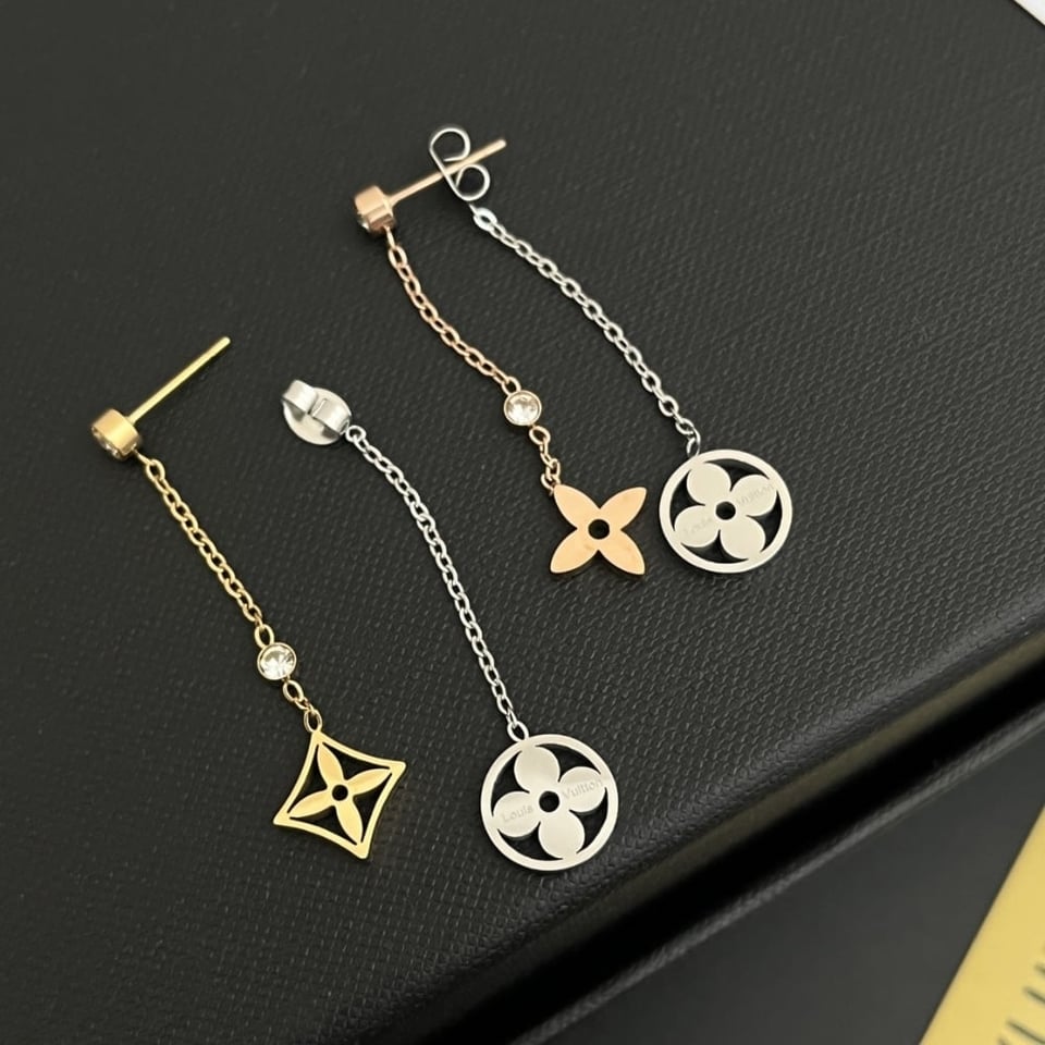 Louis Vuitton Idylle Blossom Long Earrings 3 Golds And Diamonds view 6
