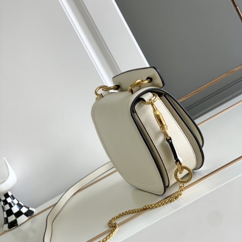 Valentino Vsling Bag In Grained White 22Cm view 4