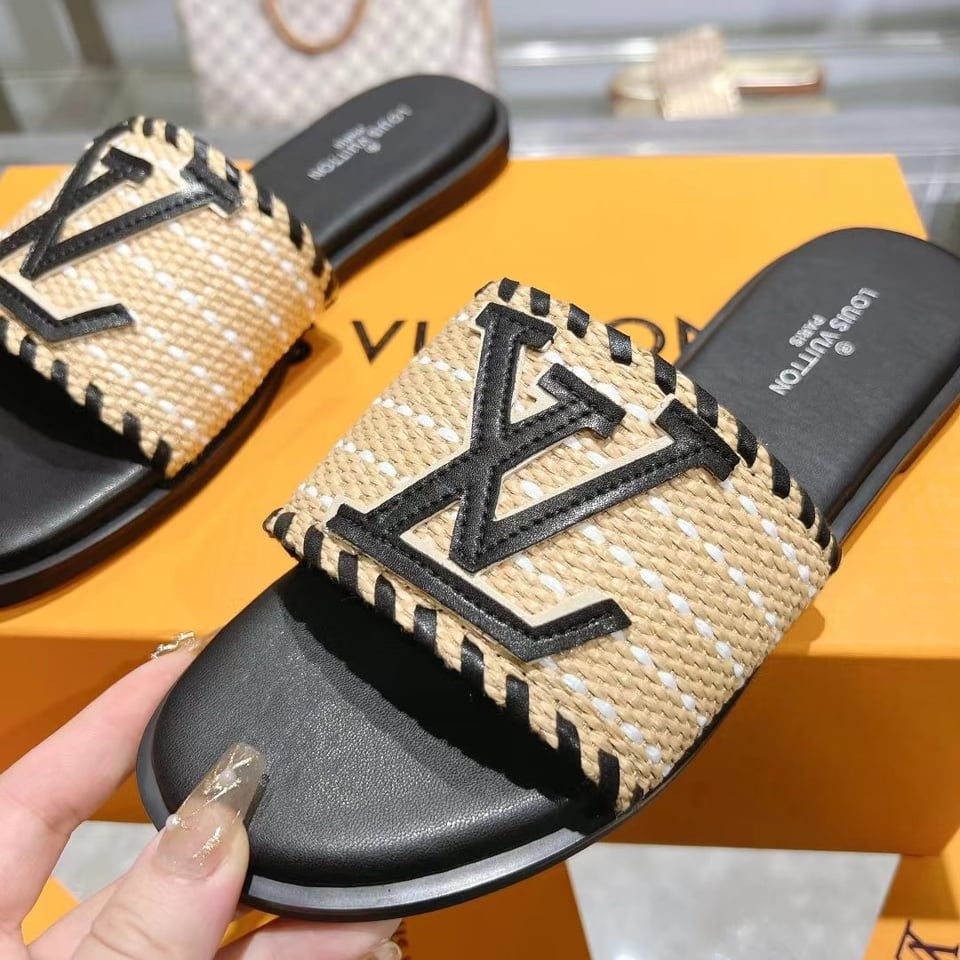 Louis Vuitton Lock It Flat Raffia Mules Black view 6