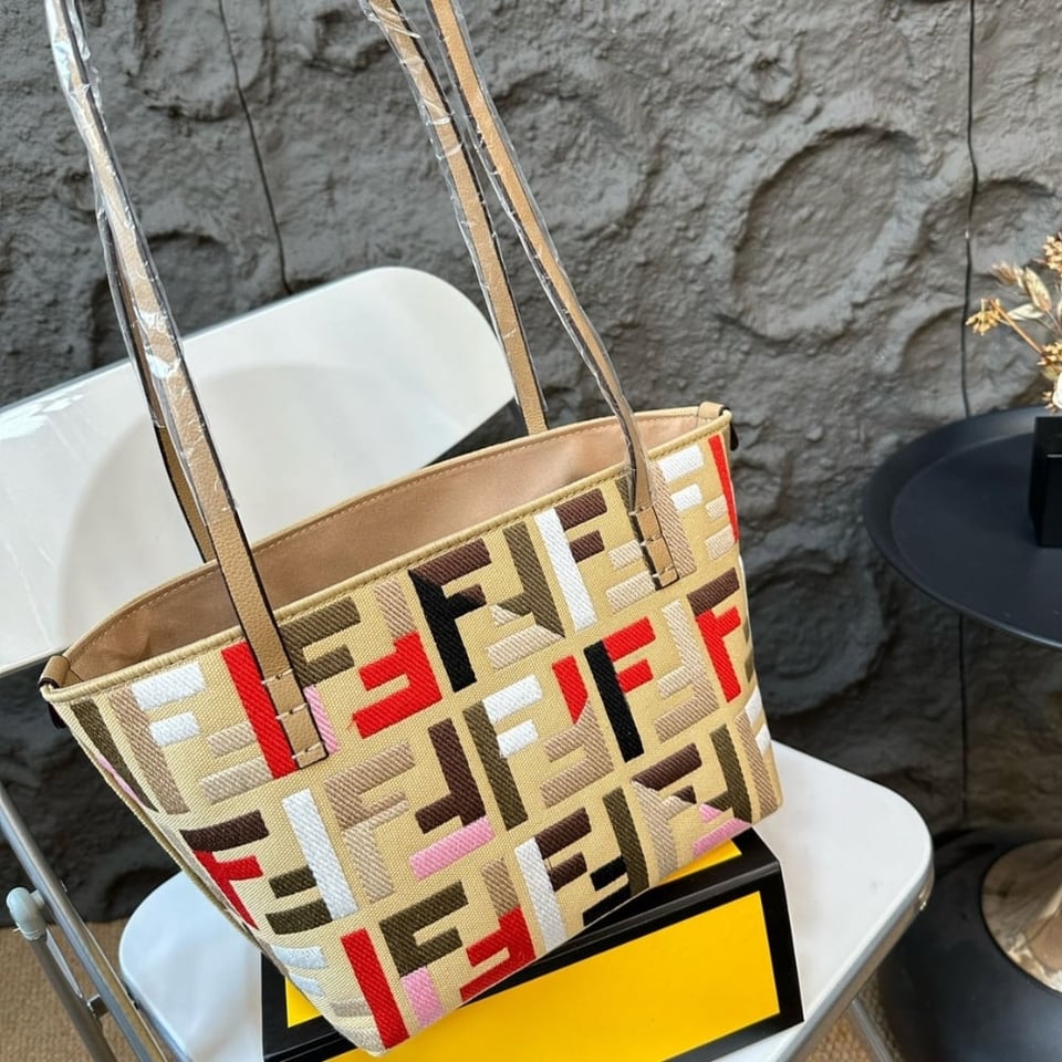 Fendi Small Roll Multicolour 23Cm view 3