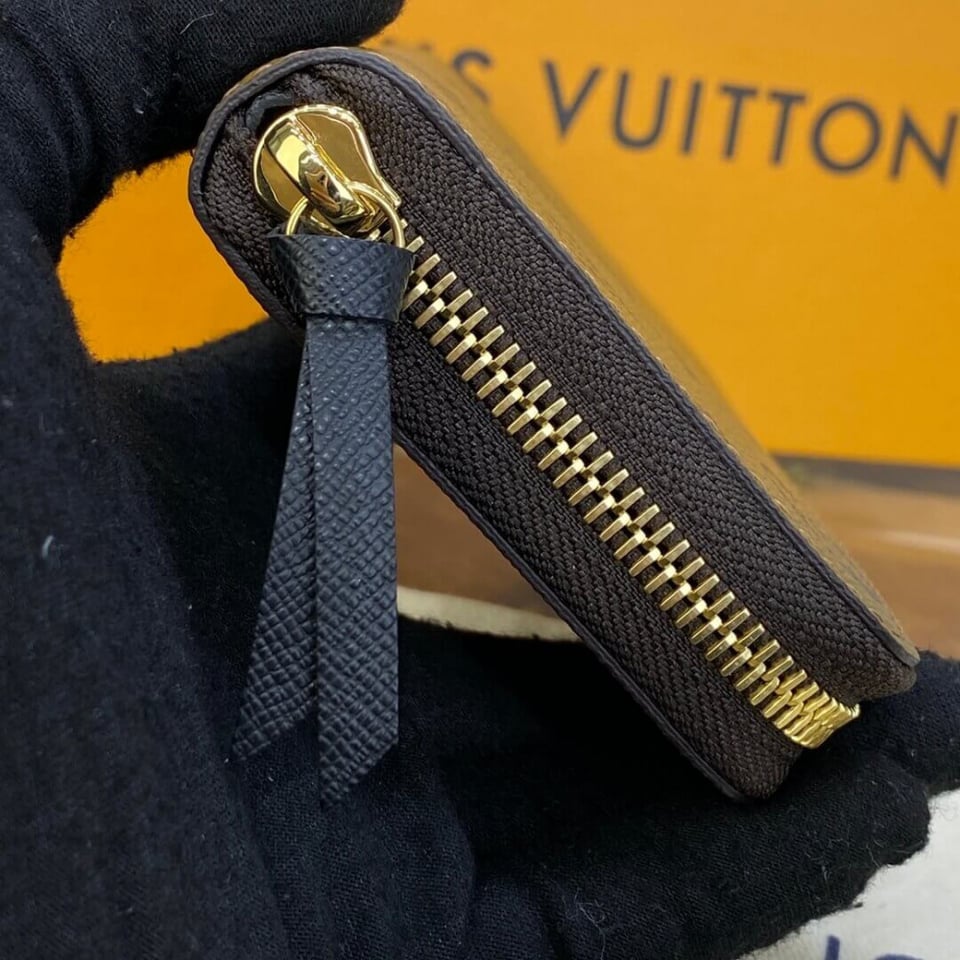 Louis Vuttion Clemence Wallet view 5