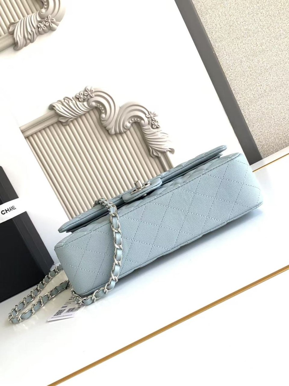 Chanel Classic Flap Bag 25 cm Light Blue Caviar Silver-Tone Hardware A01112 view 10