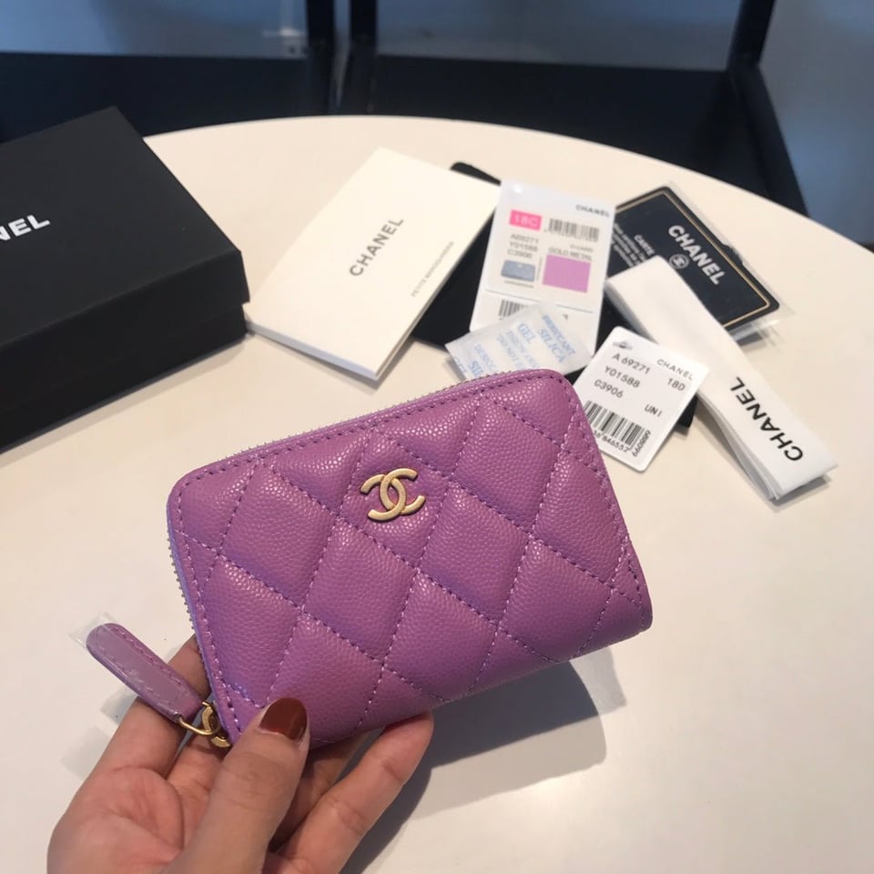 Chanel Zipped Coin Basic Purse 11 Purple Calfskin Gold Icon view 2