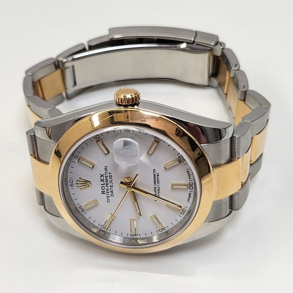 [Superclone] Rolex Datejust 41mm White Dial Smooth Oyster 126303 view 9
