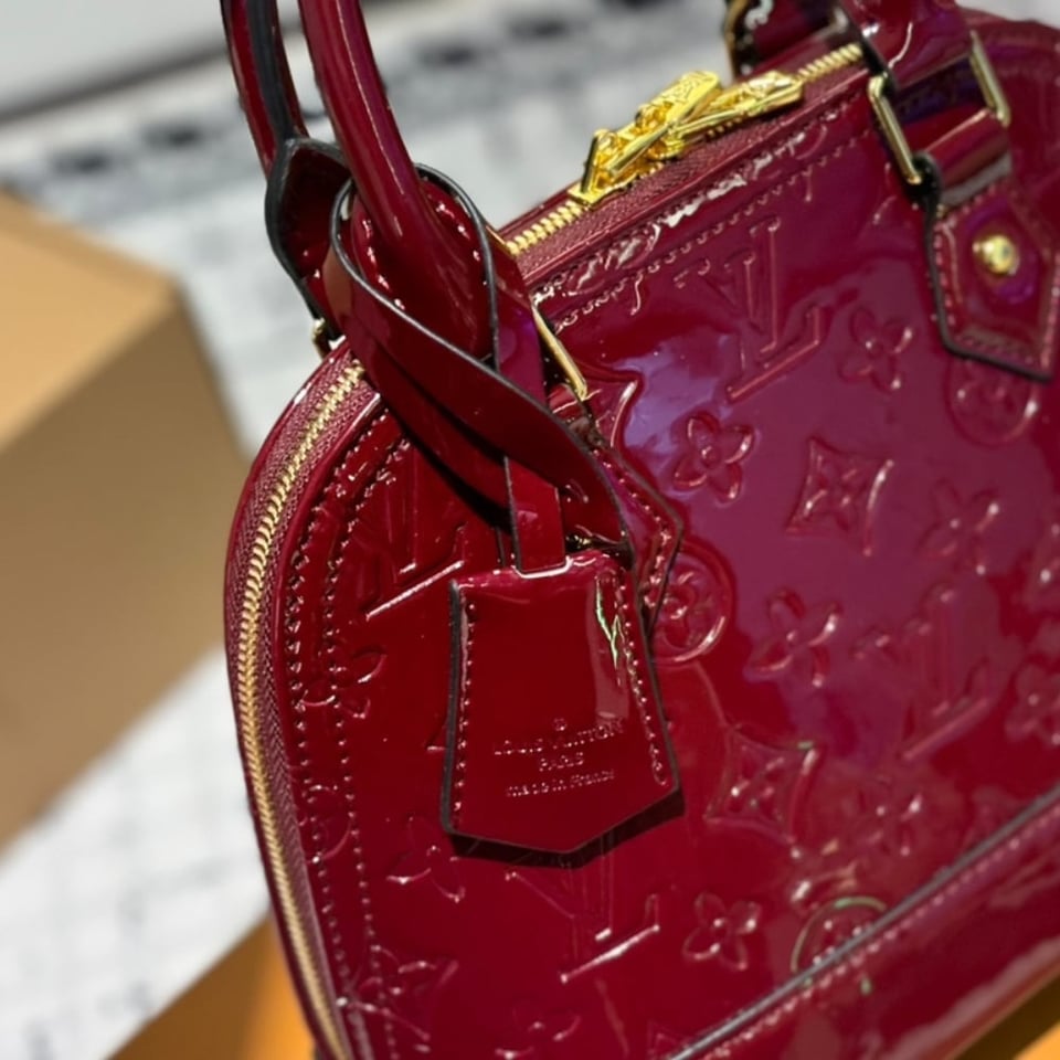 Louis Vuitton Alma Bb Monogram Vernis Leather Dark Red 23Cm view 7
