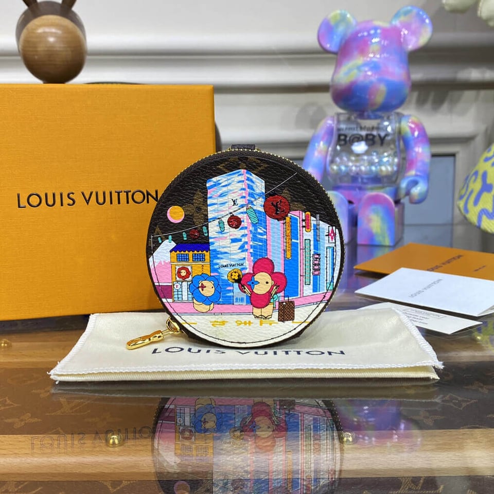 Louis Vuitton Christmas Animation 2022 Round Coin Purse Blue view 3