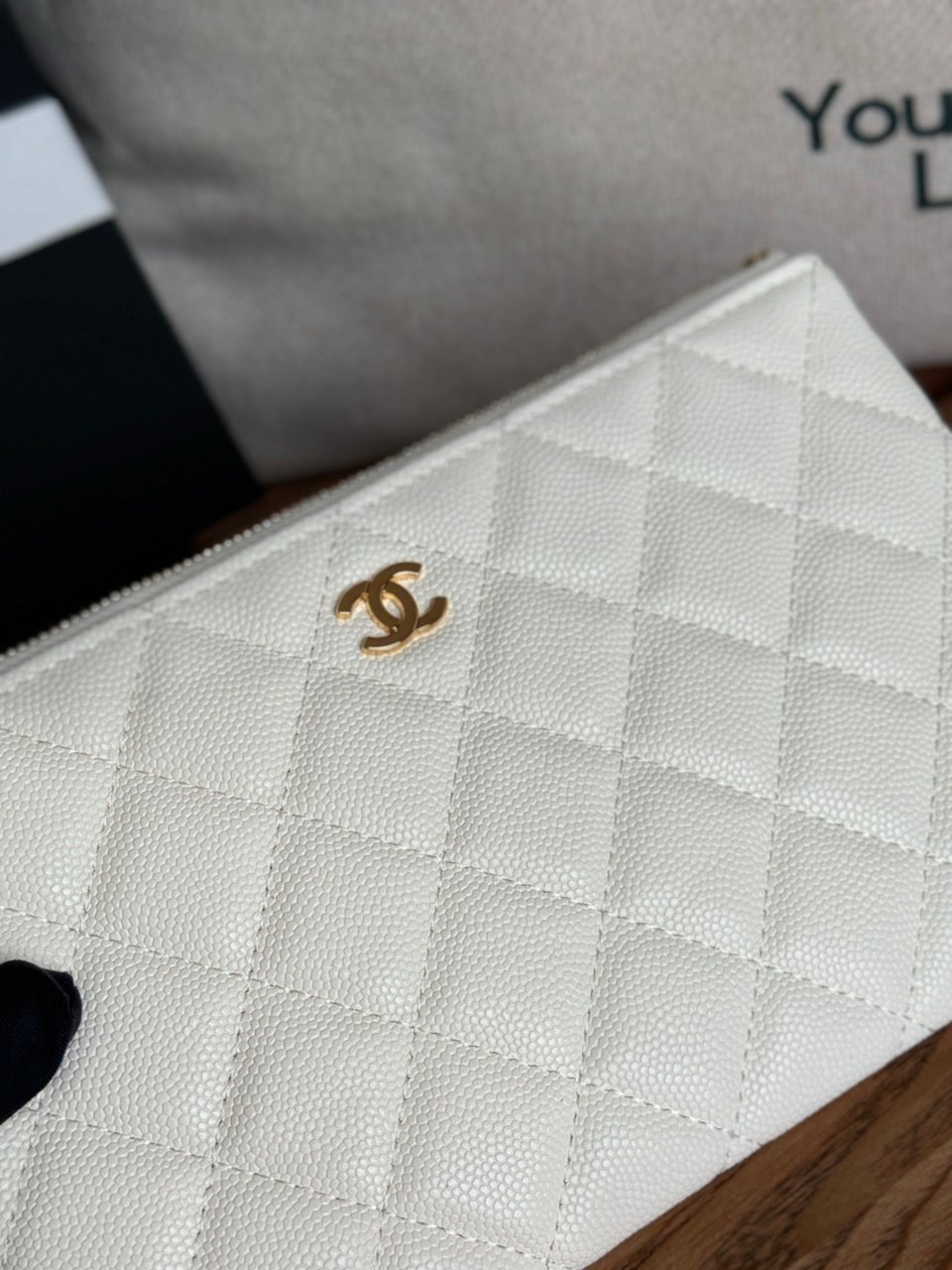 Chanel Zipped Wallet 20Cm White Quilted Caviar Gold Hardware view 7