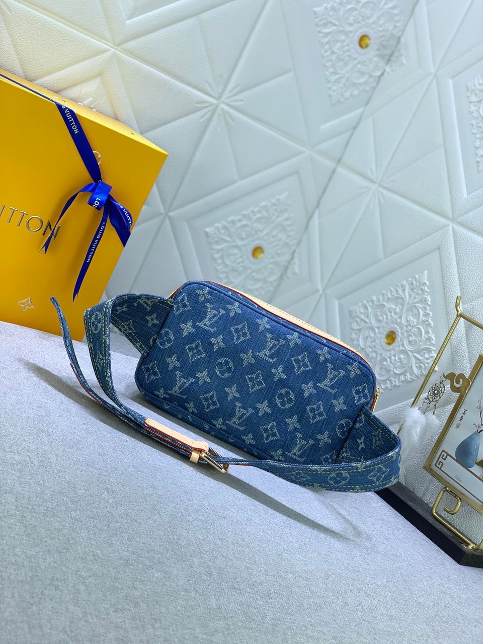 Louis Vuitton Bum Waist Bag Pouch M95347 view 8