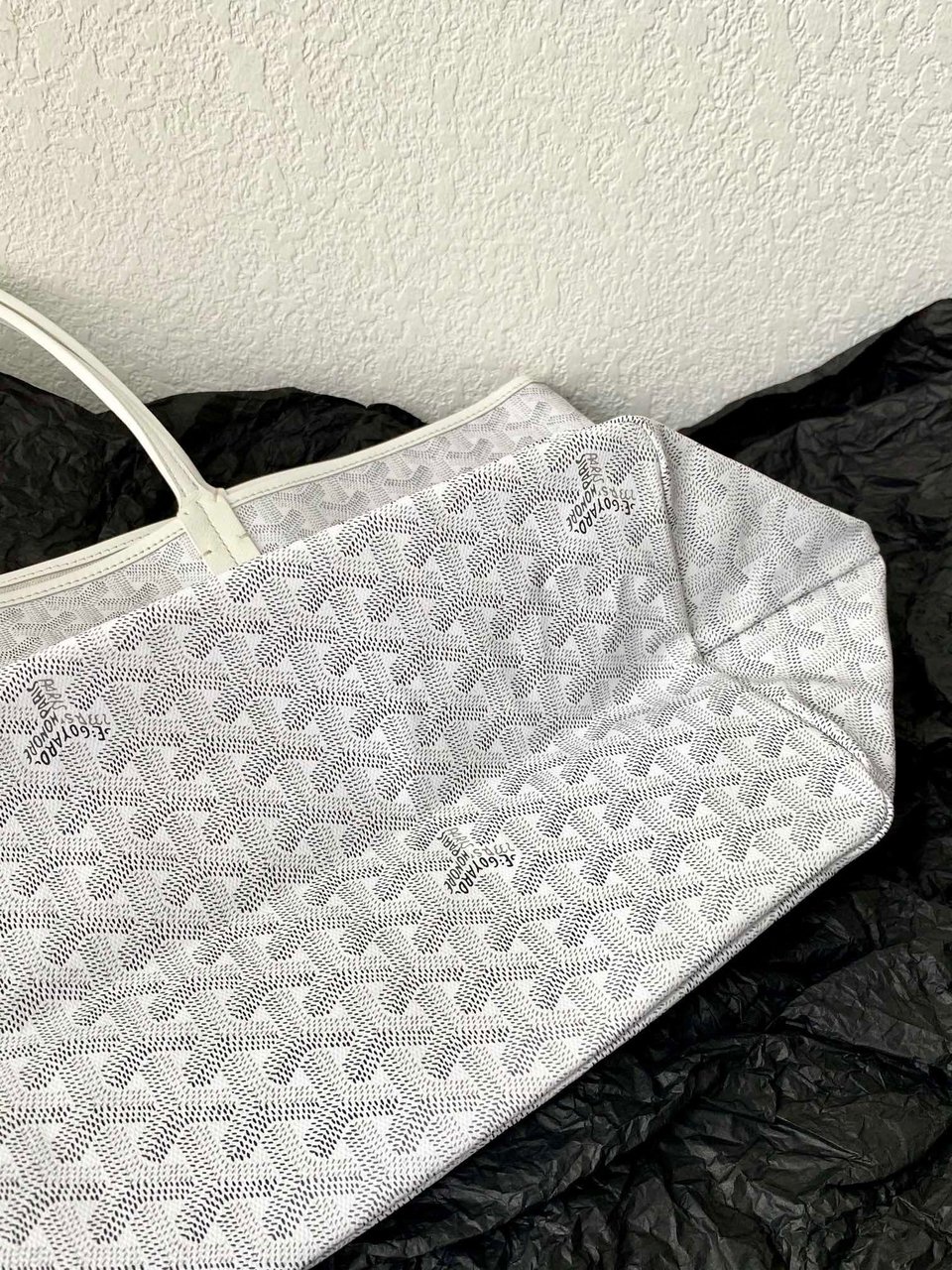 Goyard Saint Louis Gm 40Cm White Canvas view 5