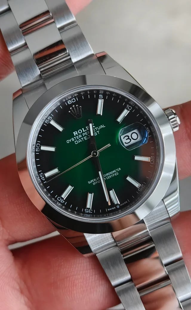 [Superclone] Rolex Datejust 41mm Green Ombré Dial Oyster 126300 view 3