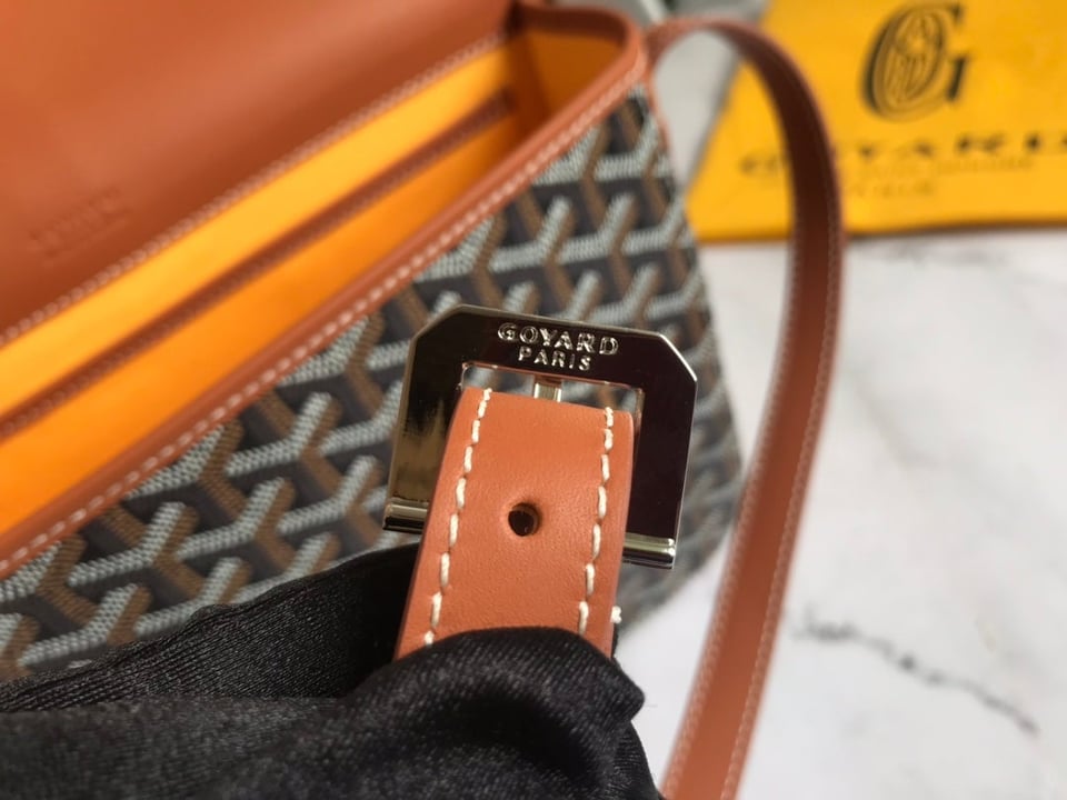 Goyard Belvedere Mm Bag 28Cm Black And Tan Canvas view 11