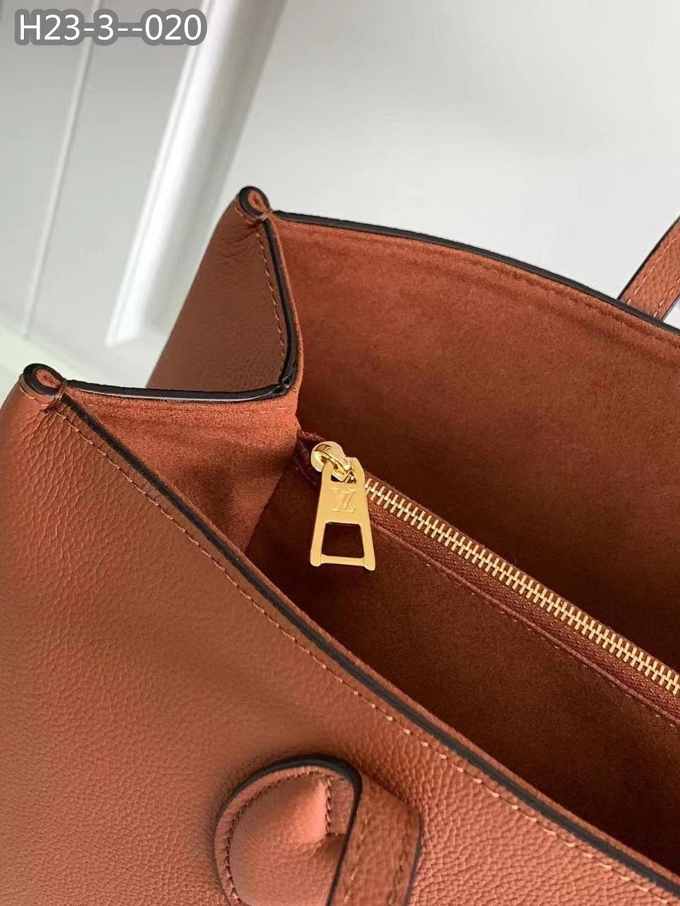 Louis Vuitton Lockme Shopper Brown 42Cm M58927 view 9