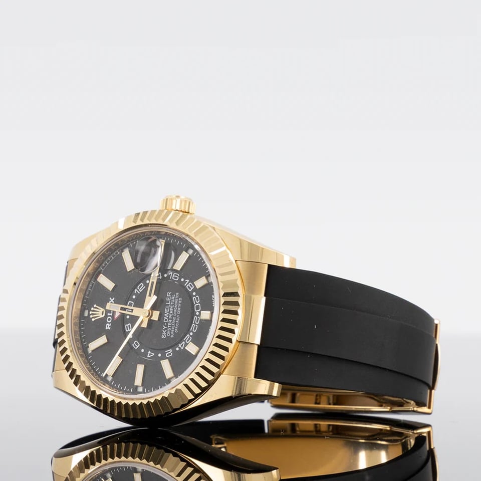 Rolex Sky-Dweller 42mm Black Dial 326238 view 5