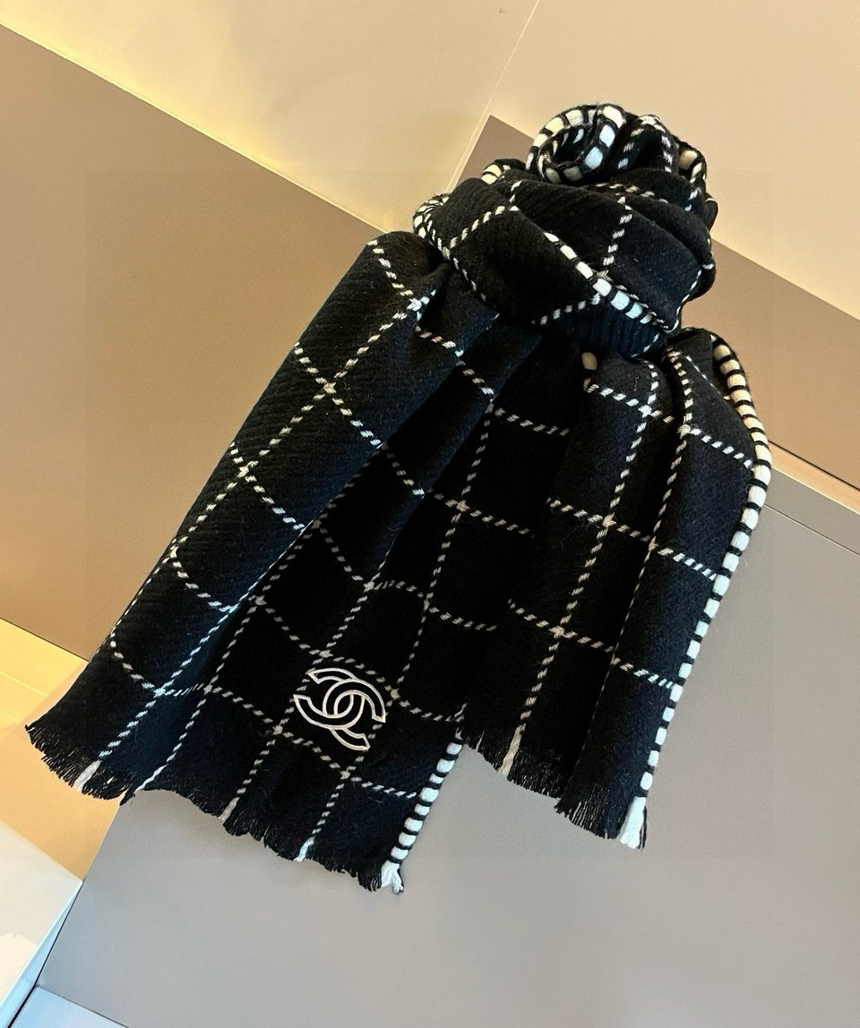 Chanel Cashmere Scarf Checkered Black For Women 185cm view 5