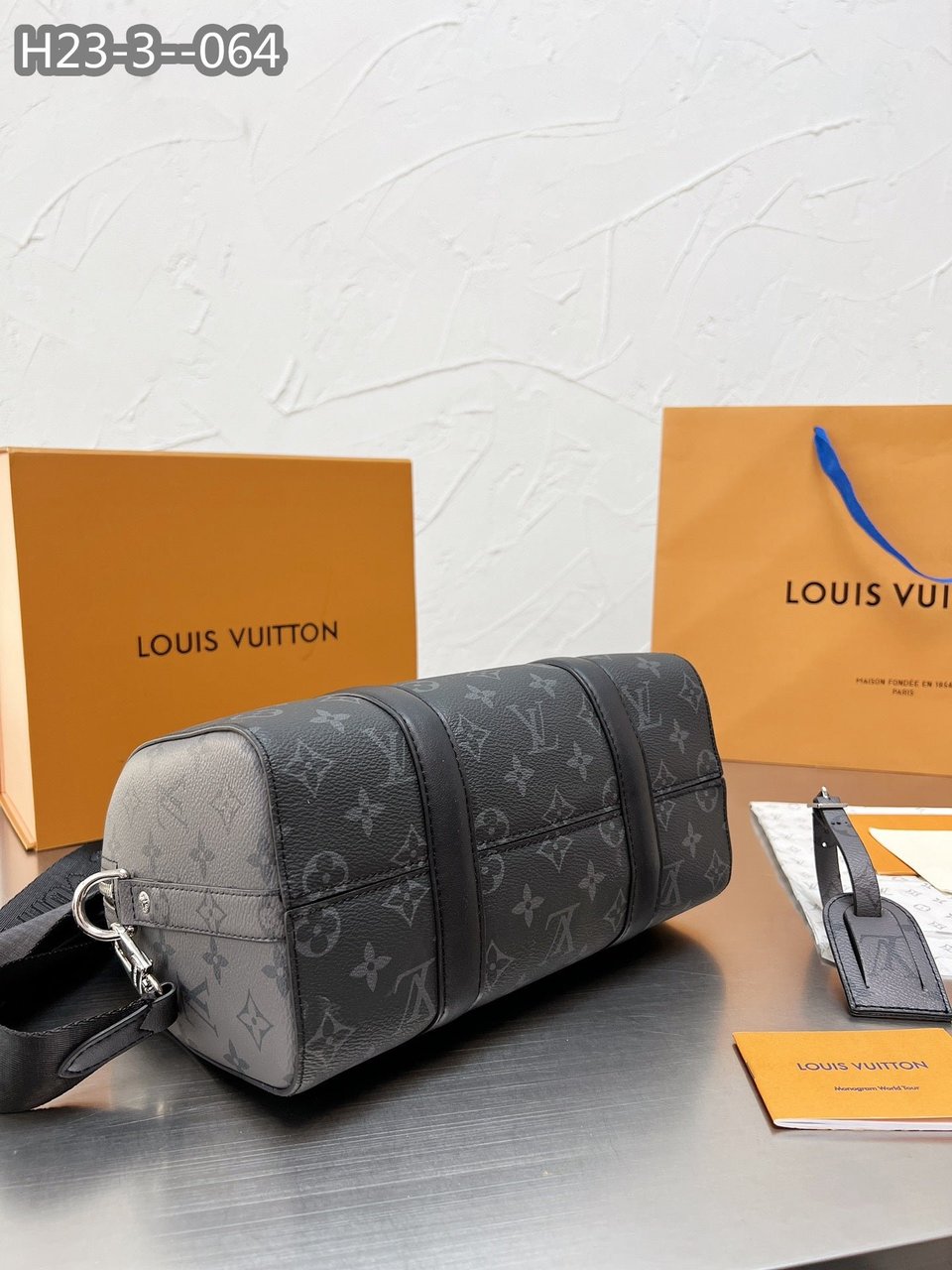Louis Vuitton Keepall Bandouliere 28Cm Monogram Eclipse City Black view 9