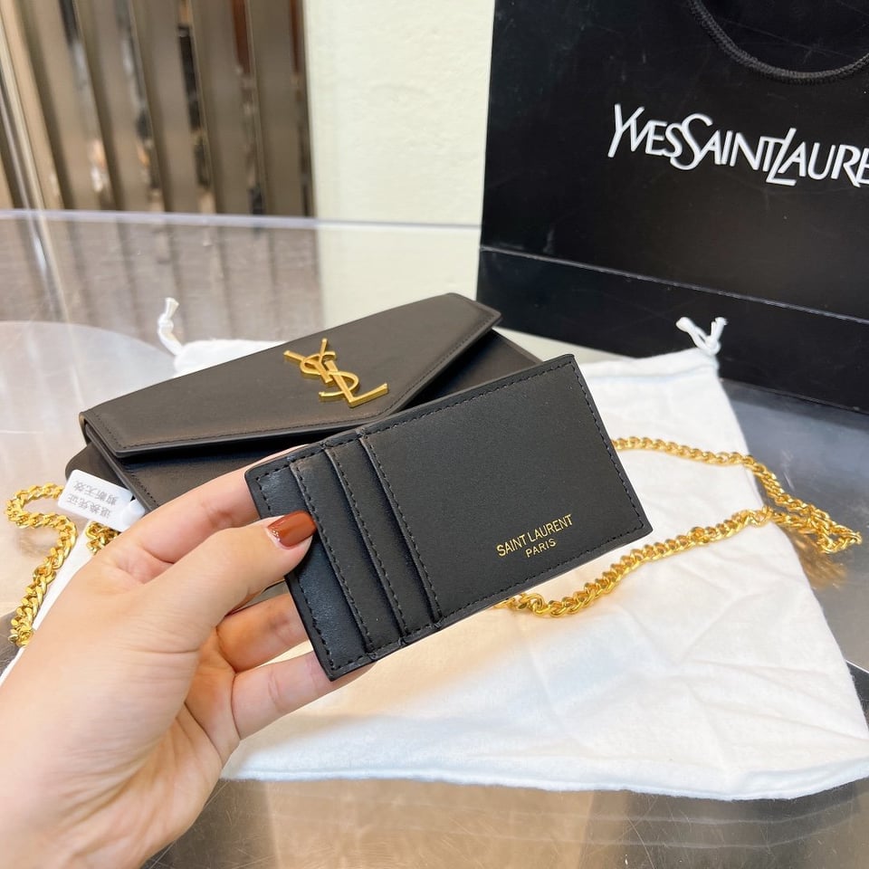 Saint Laurent Uptown Chain Wallet In Grain De Poudre Embossed Black 19Cm view 7