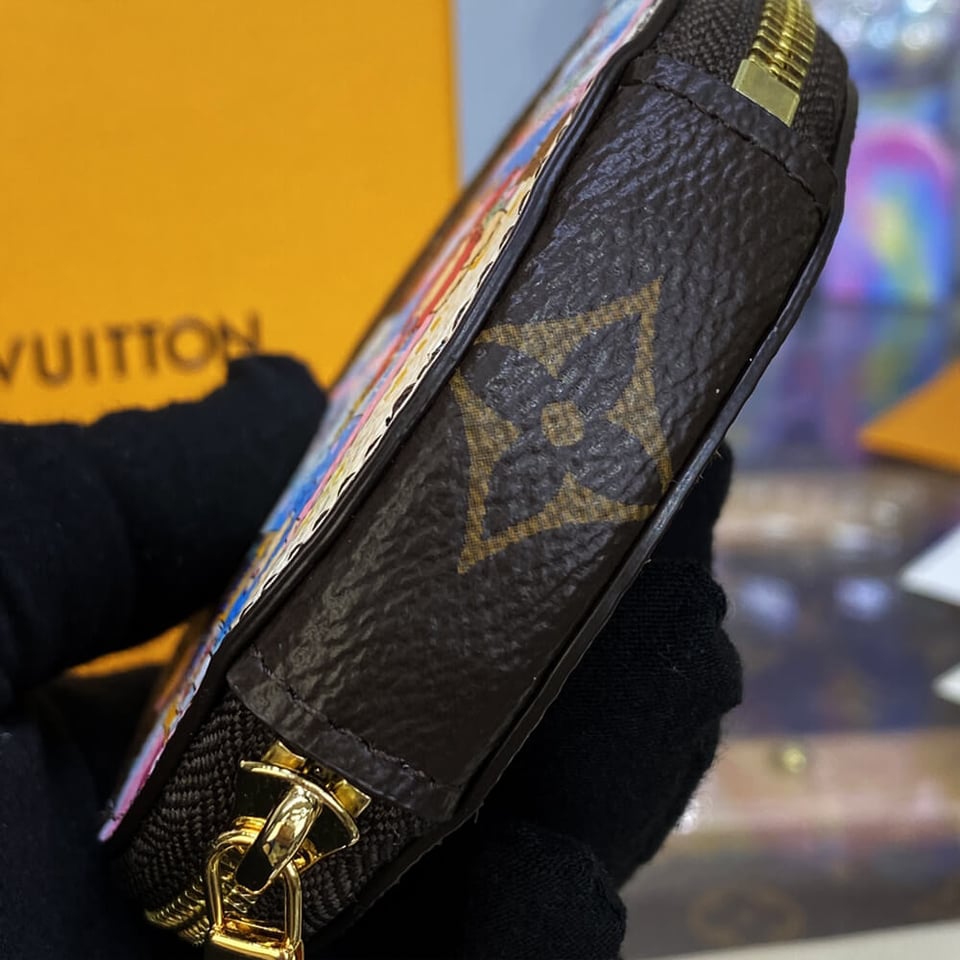Louis Vuitton Christmas Animation 2022 Round Coin Purse Blue view 6