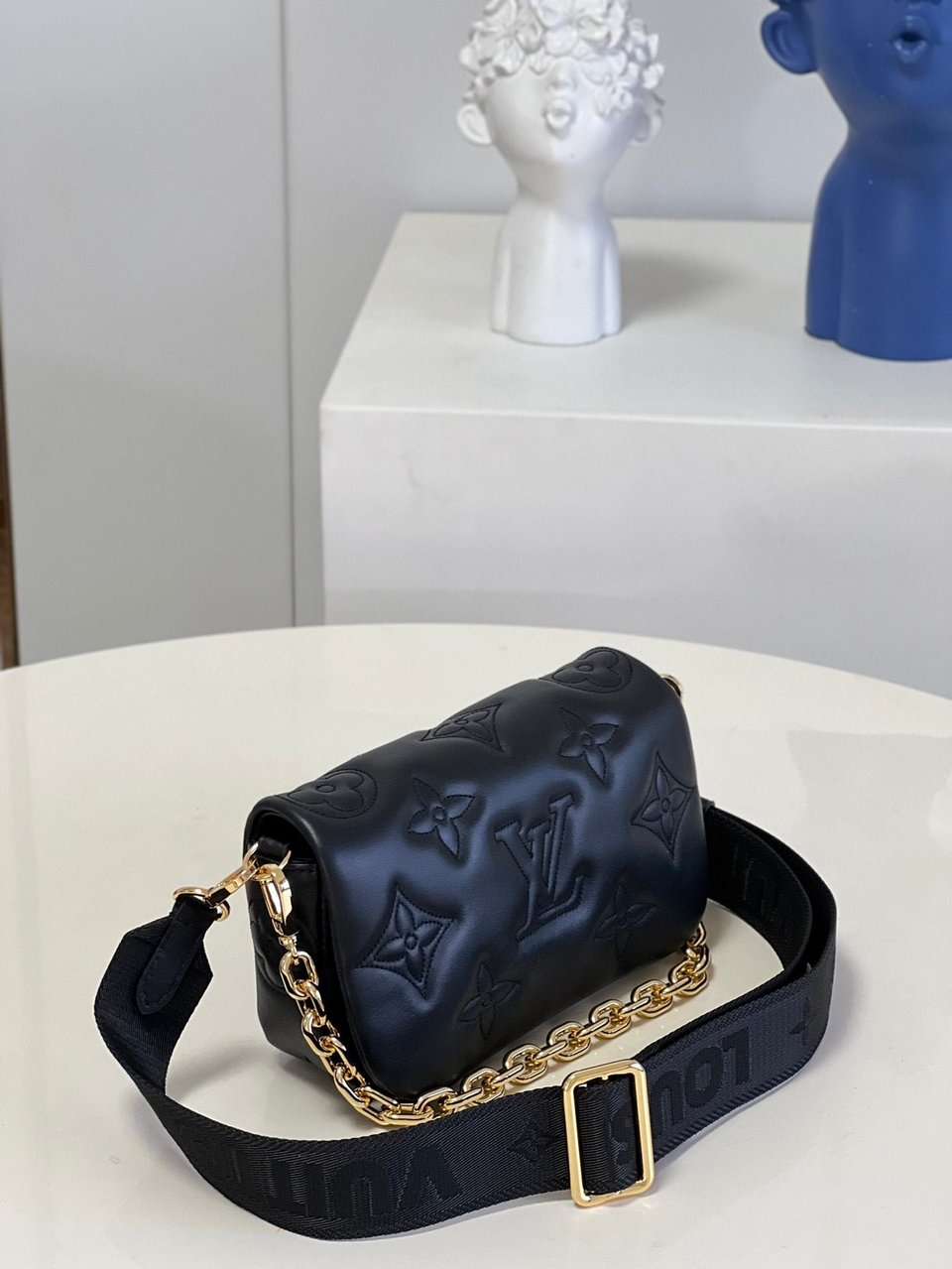 Louis Vuitton Wallet On Strap Bubblegram Black view 6
